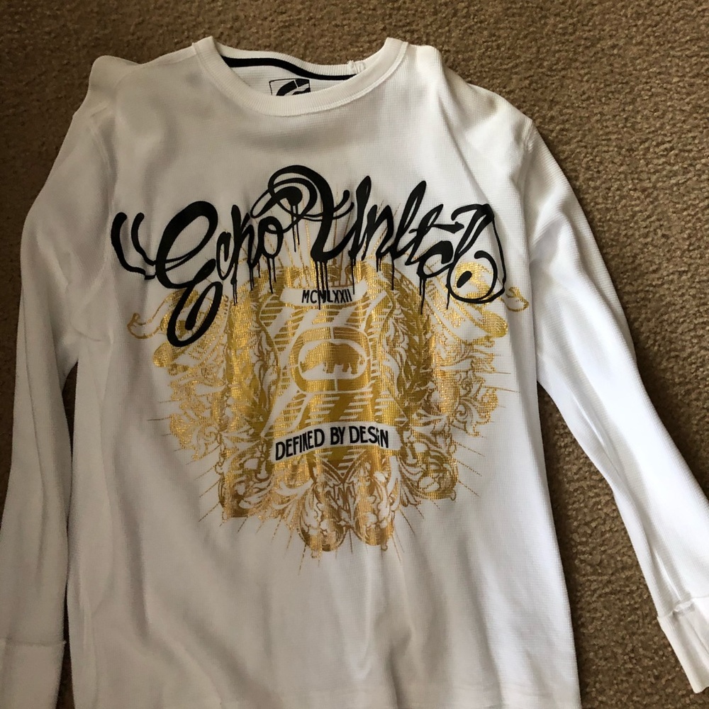 Shirts - Picture 8 of 9